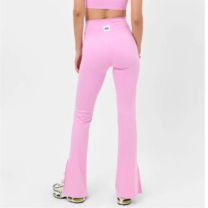 Frankie's Bikinis Active 
Pink Zippy Flare Leggings Barbiecore Gym Size S
